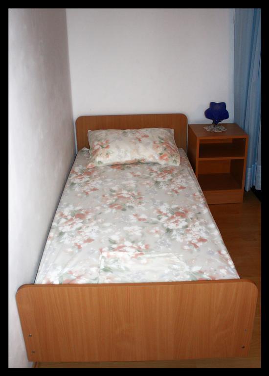 Apartments Boljat Supetar Pokoj fotografie
