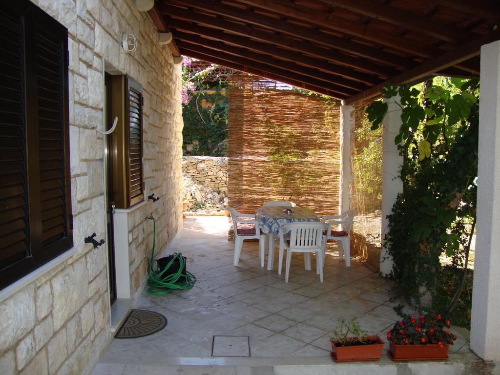 Apartments Boljat Supetar Pokoj fotografie