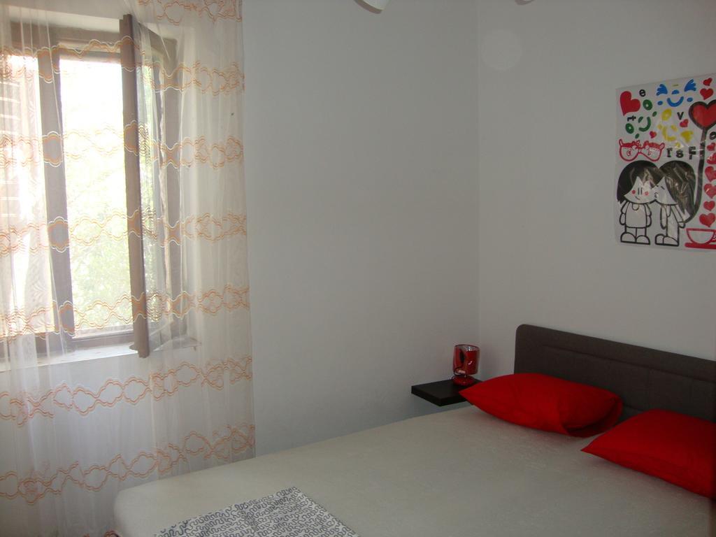 Apartments Boljat Supetar Pokoj fotografie